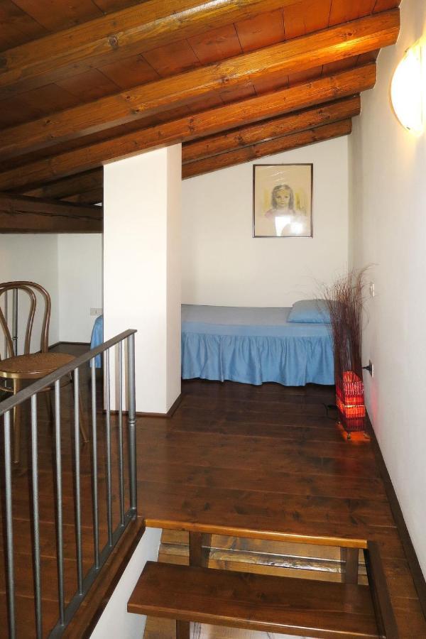 Apartment La Corte Bricca - Bilo C By Interhome Castana  Екстер'єр фото